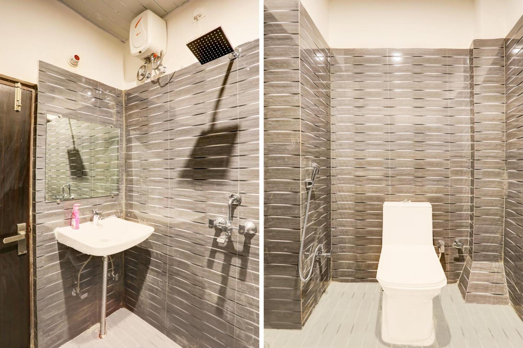Отель Super Townhouse Balua Road Pahadiya Варанаси Экстерьер фото