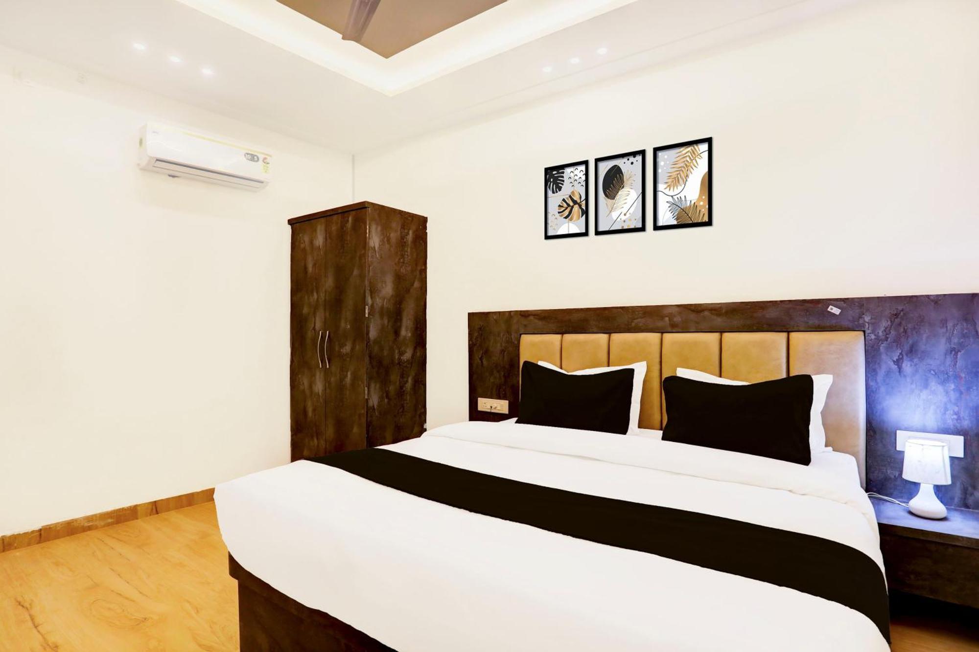 Отель Super Townhouse Balua Road Pahadiya Варанаси Экстерьер фото